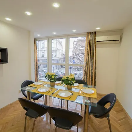 Appartamento Free.Three Belgrado Esterno foto