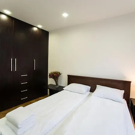 Appartamento Free.Three Belgrado Esterno foto