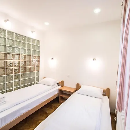 Appartamento Free.Three Belgrado Esterno foto