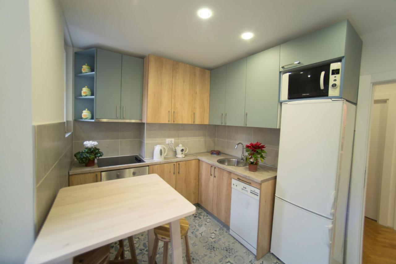 Free.three Apartment Belgrade